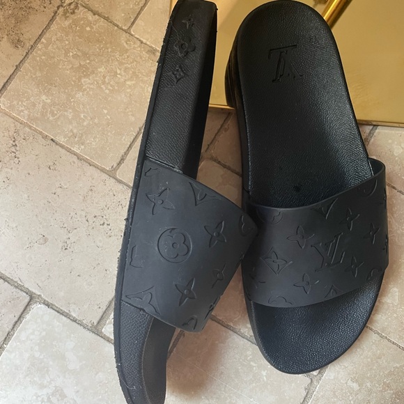 Fashion Water Slides Black Sandals Shoes Fit 9-9.5 - Picture 2 of 4